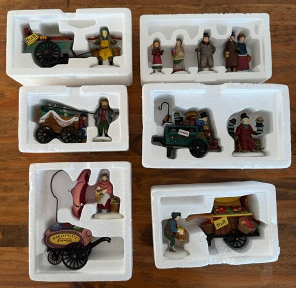 Department 56 Chelsea Market Mixed Lot - 6 Sets
